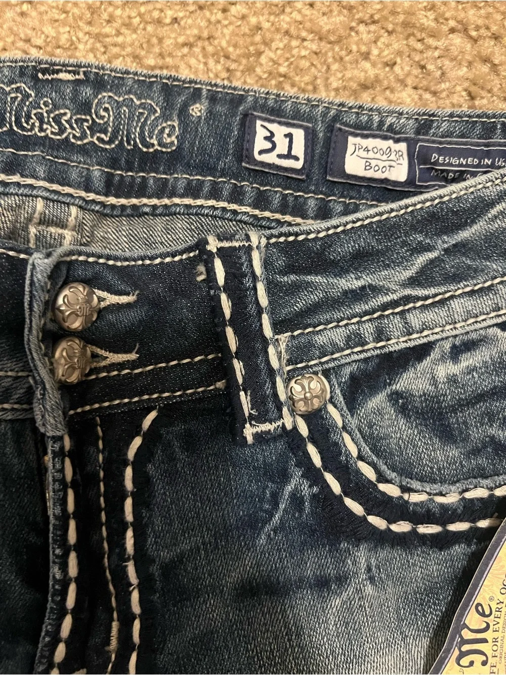 Miss Me jeans Y2k low rise boot cut NWT saddle stitching‎ gemstones 31 RARE